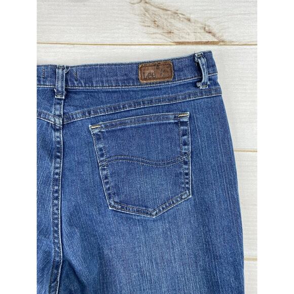 Lee Jeans Womens Size 16 Long Relaxed Bootcut High Rise Stretch Denim Distressed - Picture 9 of 11